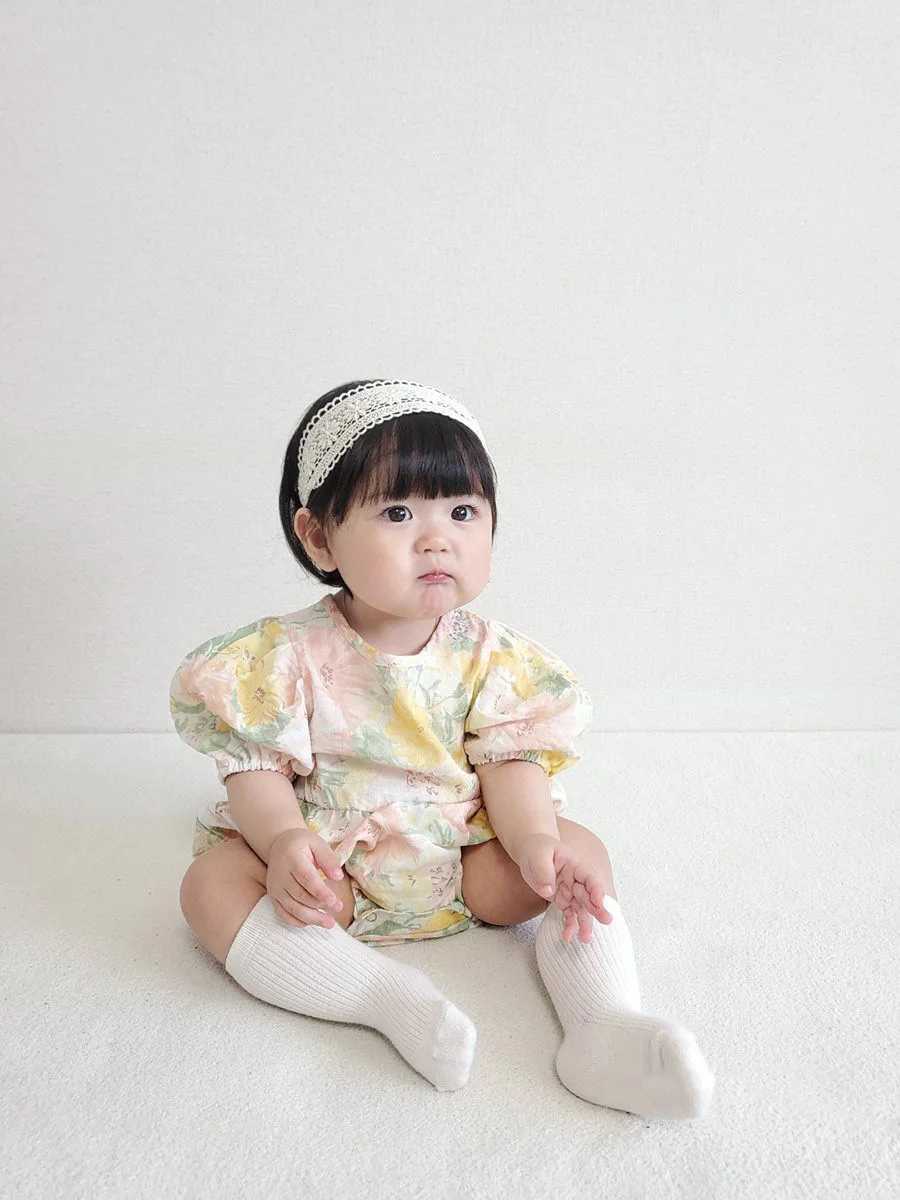 Rompers Fashion Flower Print Baby Girl Short Sleeve Bodysuit Cotton Princess Clothing 2023 Summer New Infant Jumpsuit Clothes H240423