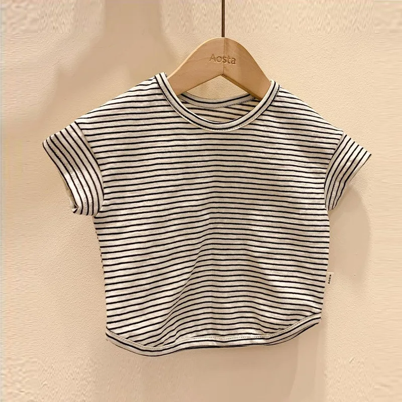 Tops in stile coreano Tops bambini INS Summer Strited Short Maniche Tshirt for Boys Girls Cotton Casual Tees Shirt Abitaggi Nuovi 3M24m