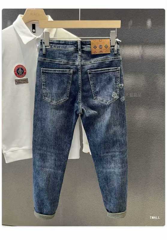 Männer Jeans Designer vier Jahreszeiten machen die koreanischen Mode schlanke Leggings elastischer Freizeithosen schütteln Ton H124