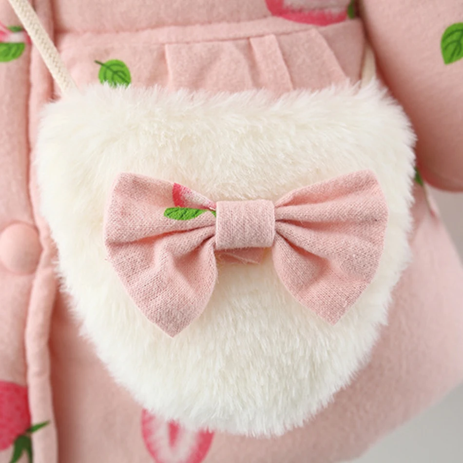 코트 보그 온 여자 아기 귀여운 딸기 프린트 코트 유아 어린이 아이 겨울 두껍게 양털 재킷 유아 어린이 후드 아레웨어 가방