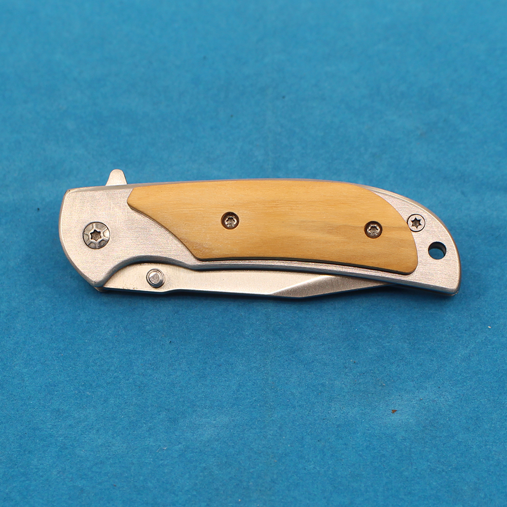 Top Quality Flipper Pocket Folding knife 440C Satin Drop Point Blade Steel with Wood Handle Outdoor camping hiking Fishing Survival EDC knives