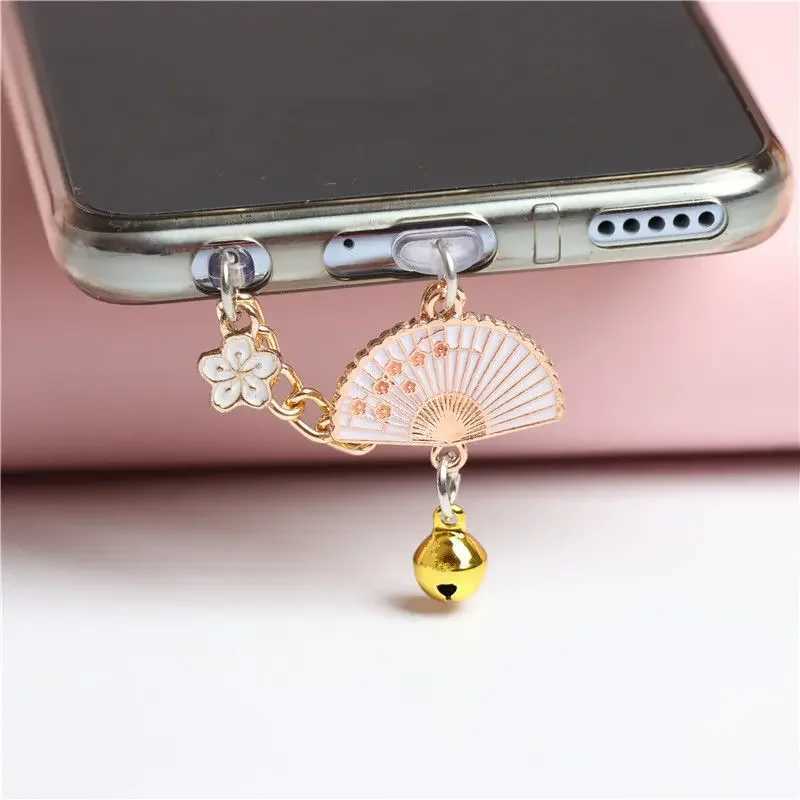 Handy Anti-Dust-Gadgets Retro-Lüfterstaub Plug Charm Kawaii für iPhone Ohrhörer Jack Anti-Staubkappe Ladestecker Port-C-Stopp-Telefon-Zubehör Y240423