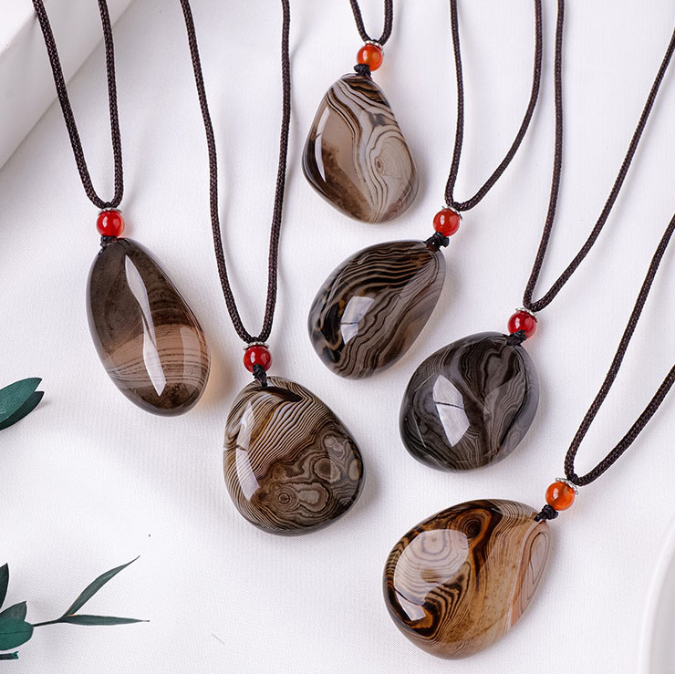 Natural Water Drop Black Agate Jade Crystal Stone Raw Polied Stone Prendant Pendant Collier pour femmes bijoux de fête