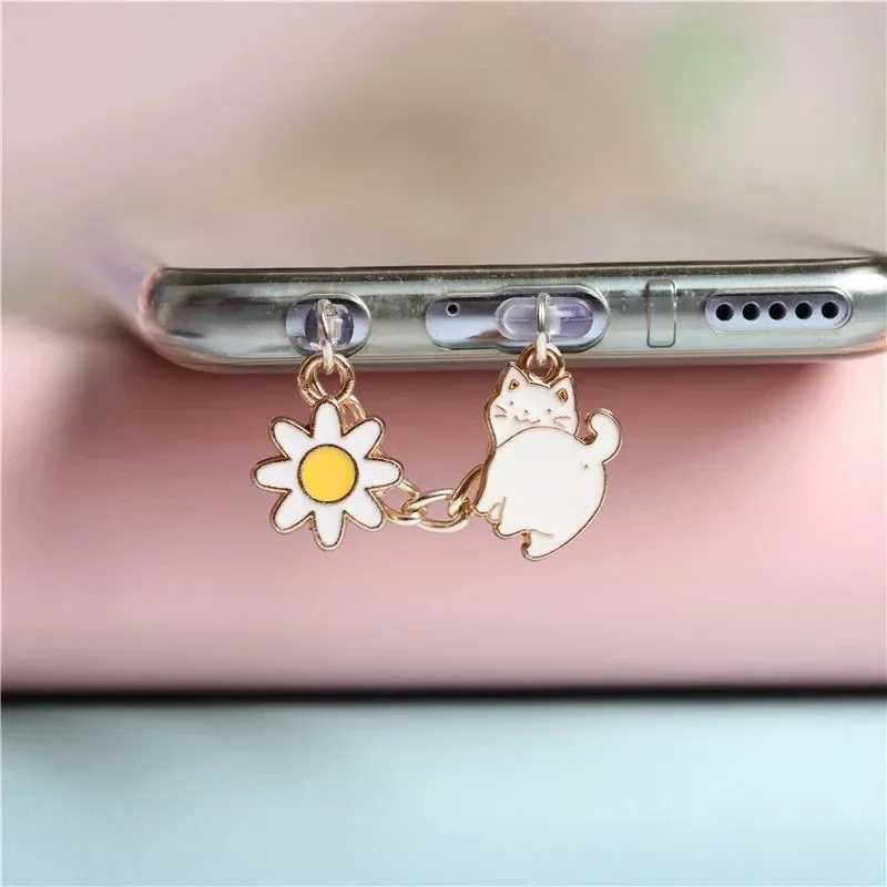 Cell Phone Anti-Dust Gadgets Chrysanthemum Cat Kawaii Phone Dust Plug Charm Charge Port Plug For iPhone Type C Cute Anti Dust Cap 3.5MM Jack Stopper Pendant Y240423