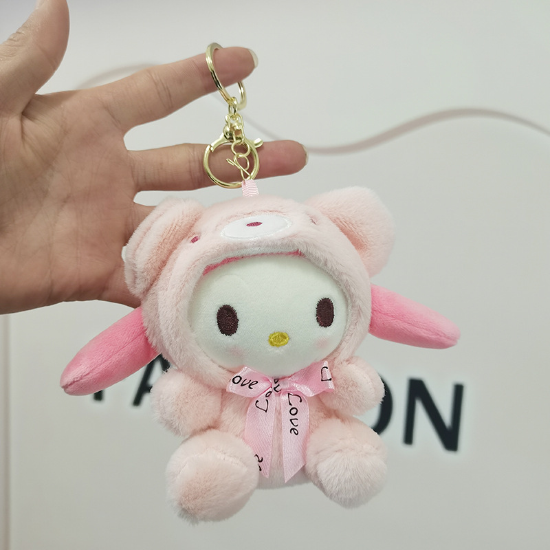 Le dessin animé japonais kt grand chien à oreilles se transforme en un ours en peluche, un sac à dos de jouet en peluche parfumé, un pendentif, une poupée de bébé mignonne, un porte-clés de poupée