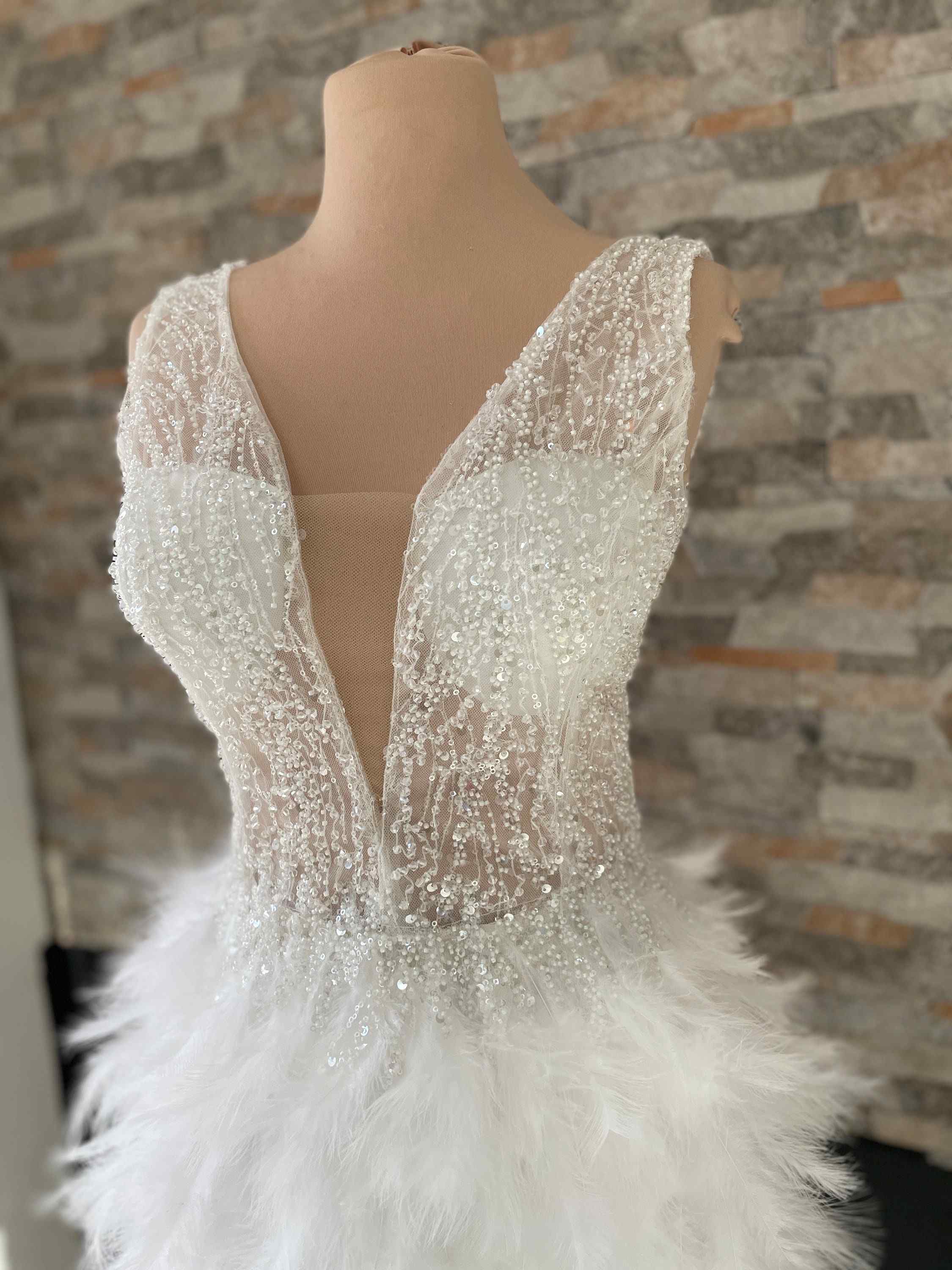 Сексуальные мини -вечерние платья Sequints v Neck Randeveless Prom Prome Пехо короткое платье знаменитости для вечеринки на заказ