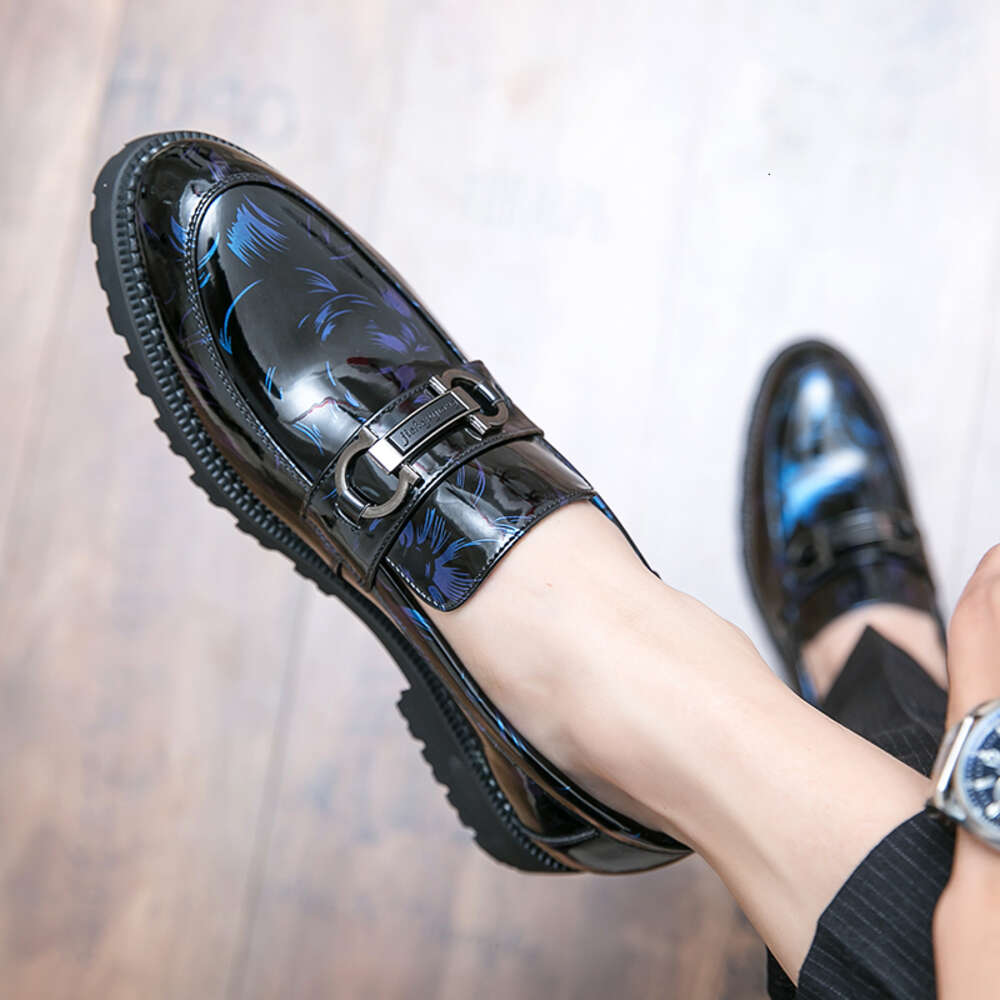 Zwart en blauw lakleer Casual Loafers Mocasin Business Slip-on Peas Shoes gratis verzending