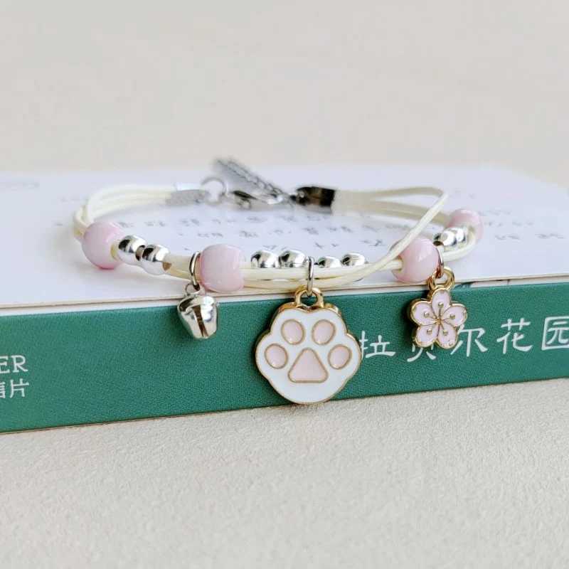 Bracelets de flores de coelho fofas de estilo coreano de miçangas para mulheres requintadas de pata de avelã de ovelha requintada de pingente de bracelete de bracelete