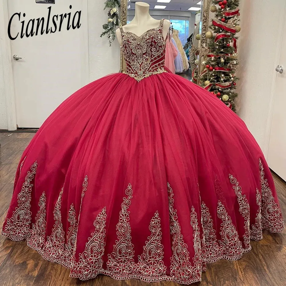 Red Princess Quinceanera Abiti Appliques floreali Lace-up Corset spaghetti cinghie Vestidos de 15 anos