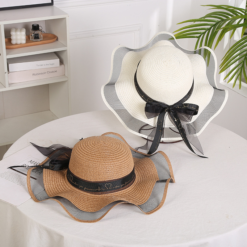 Nouveau chapeau de paille d'été, grand chapeau à bord en maille pour femmes, chapeau de plage pour femmes, chapeau de soleil extérieur à la mode
