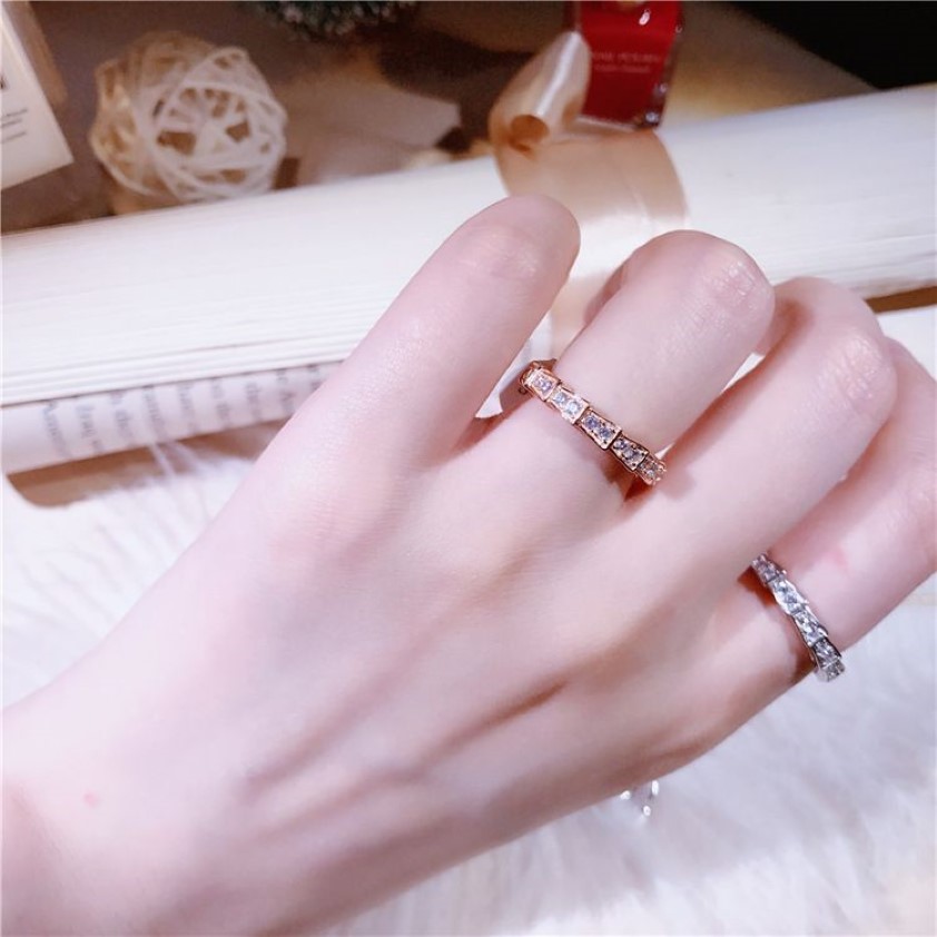 Luxury Snake Damesringen 925 Sterling zilveren dunne kubieke zirkoonring Roségoud beroemd merk Knuckle -ringen voor dames218u