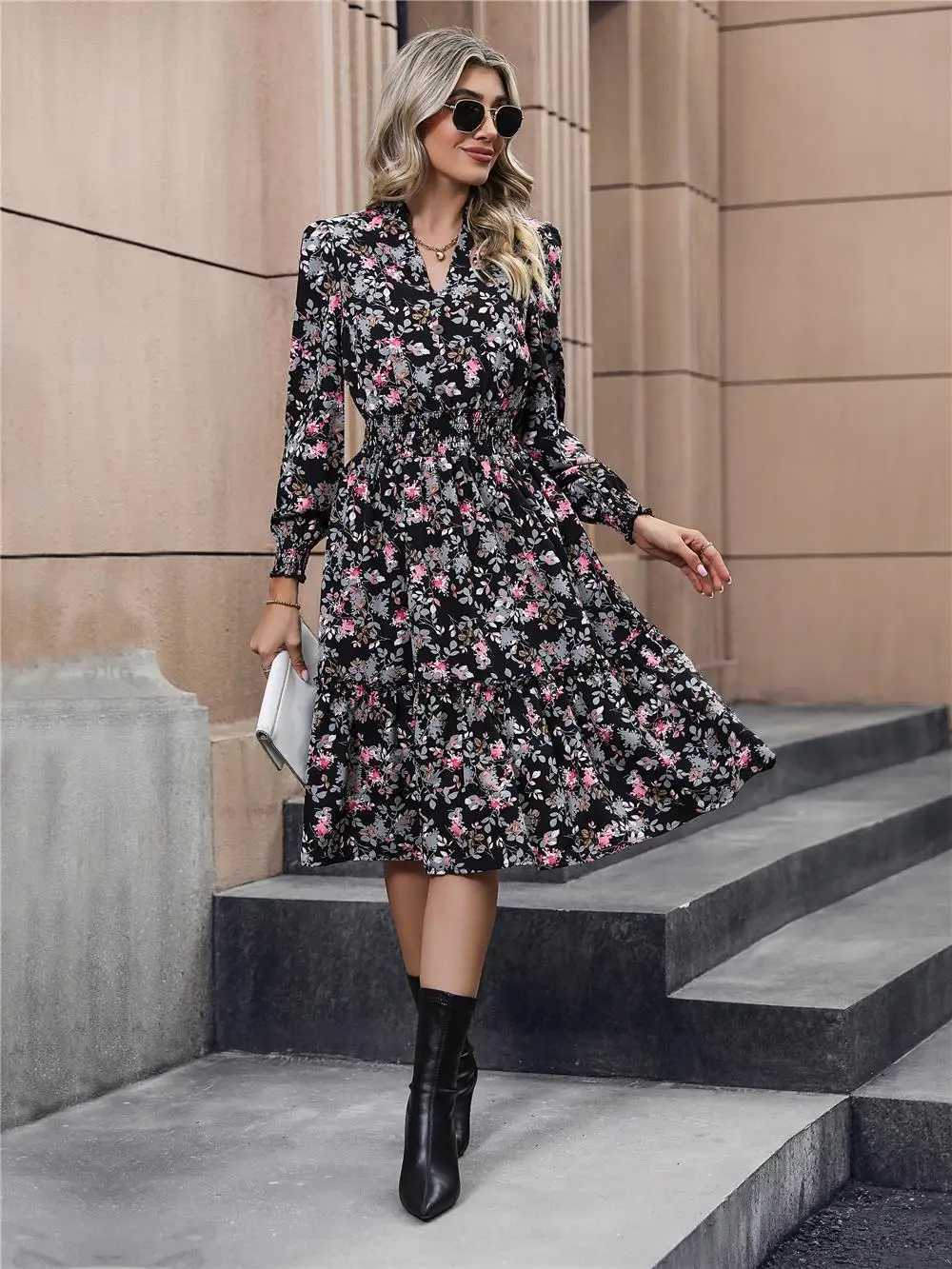 Robes décontractées de base Femmes à manches complètes Print floral V-Neck Robe décontractée A-Line-Longue haute taille printemps automne hiverl2403