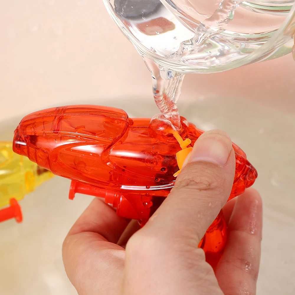 Gun Toys Guns for Water Children Toys Mini przezroczyste tryskacze pistolet wodny chłopcy dziewczęta spray do gier plaży Blaster Watergun prezent2404