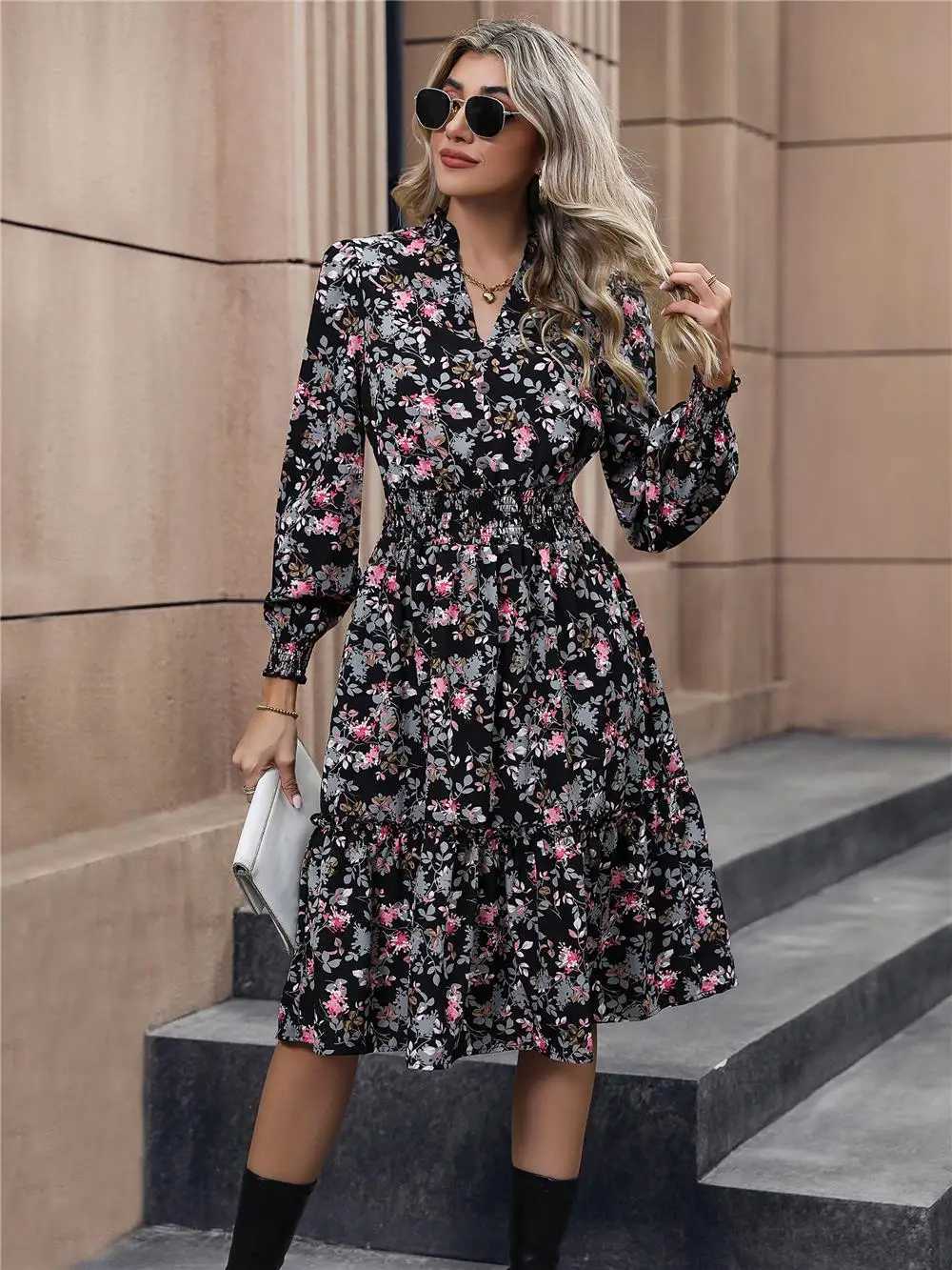 Robes décontractées de base Femmes à manches complètes Print floral V-Neck Robe décontractée A-Line-Longue haute taille printemps automne hiverl2403