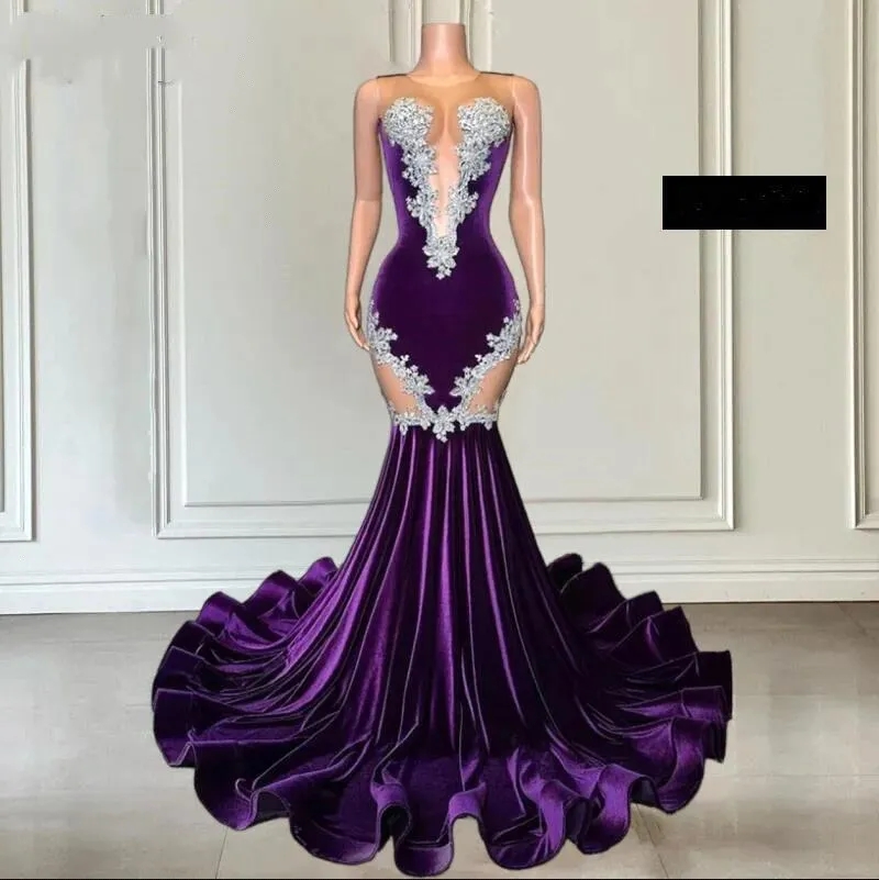 新しい紫色のベルベットプロムドレスアップリック付きスパンコールシアージュエルネックフリルブラックガールズのための長いイブニングドレス
