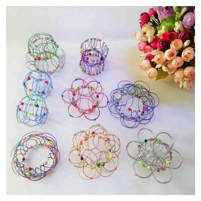 Décompression Toy Mandala Décompression Variété de jouets panier de fleurs trente-six variables en acier doux cerceau adultes enfants anti-stress jouet d240424