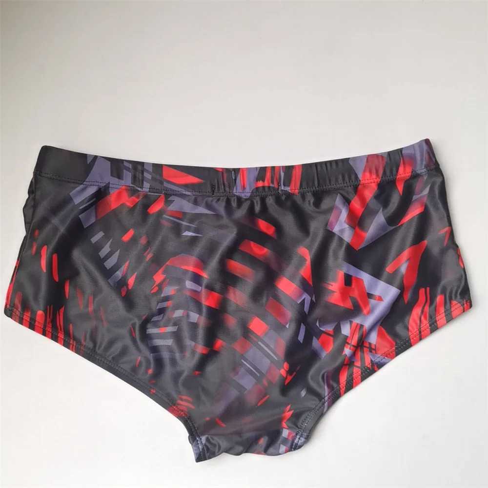 Männer Badebekleidung Männer Bikini Bikini Schwimmbrief Badeanzüge Board Shorts Surf Boxer Trunks Black Red Beach Badeanzug Unterwäsche Boardshorts D240424