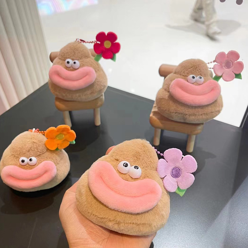 Sausagi creativi e divertenti, brutti e carini, pendenti torta la bocca, peluche, portachiavi da cartone animato, bambole, zaini, pendenti all'ingrosso