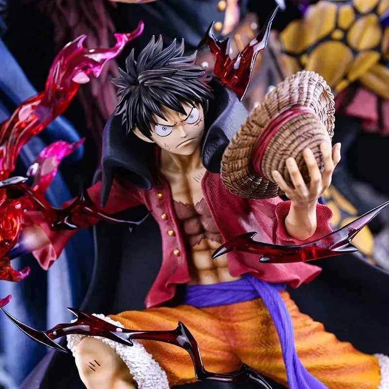 Action Toy Figures One Piece Figurine Three Captain Anime Figure Kid Law Luffy Action 20cm PVC Statue Desktop Decoration Collection Modèle Toys Gift T240422