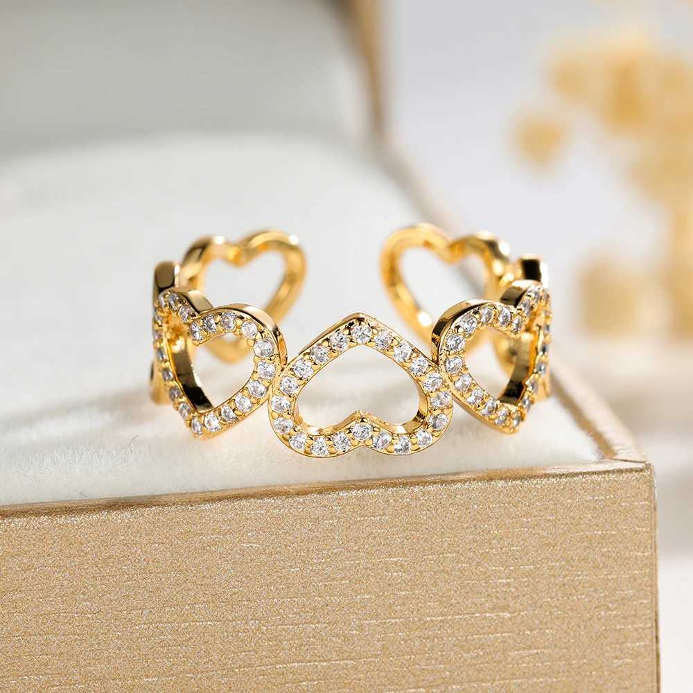 Bröllopsringar lyxiga kvinnliga kristallvita zirkonsten hjärtförlovningsring söt guldfärg bröllop smycken för kvinnor