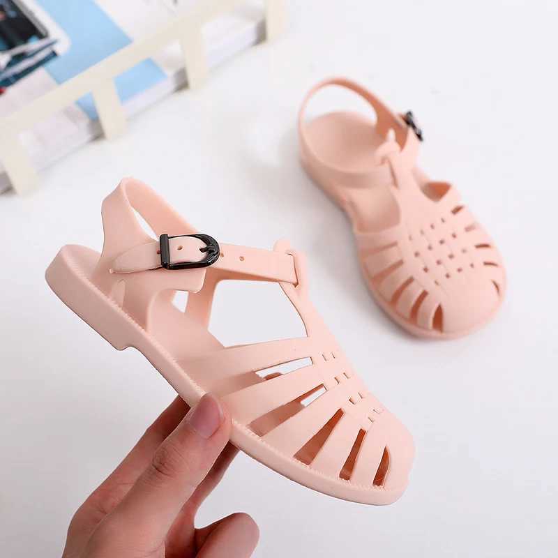 Sandals Summer Kids Sandals Girl Shoes Non-Slip Hollow Casual Sandals For Girls Boys Baby Shoes Beach Shoes 240423