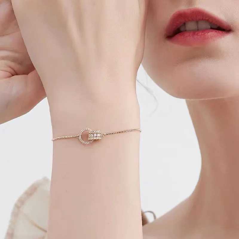 Beaded Classic Design Ring Interlocki Gold Color Charm Armband för Womens 2023 Nya Fashion Jewelry Party Girls Utsökta tillbehör 240423