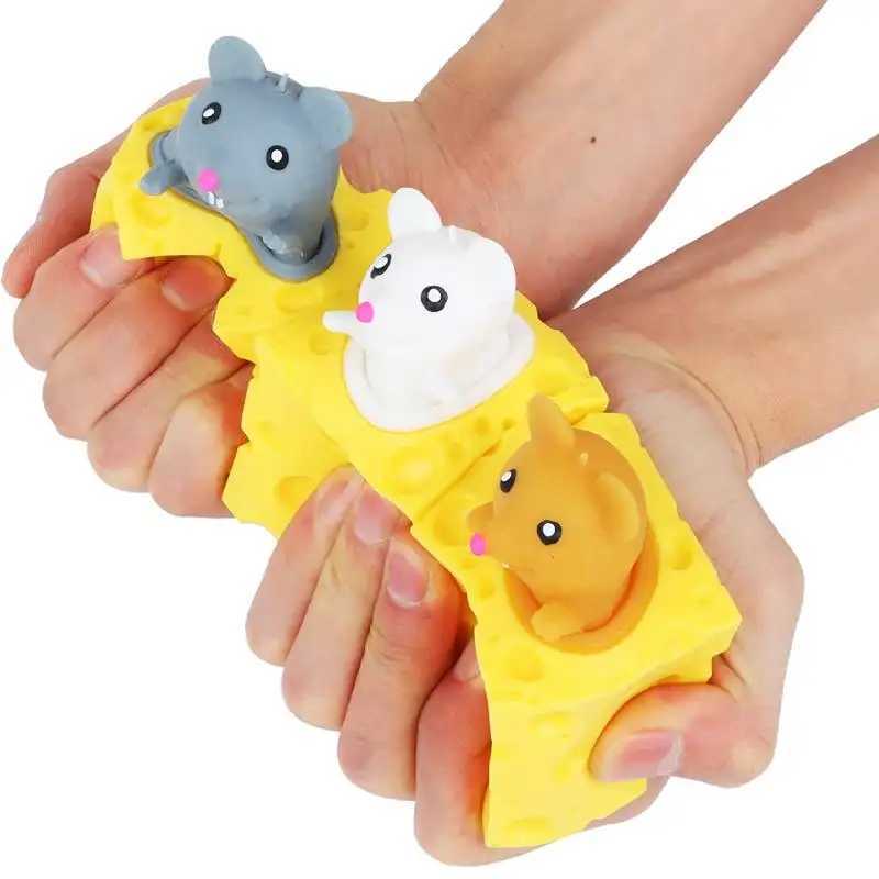 Dekompression Toy Cheese Mouse Cup Decompression Squeeze Cheese Toys Stress Relief Mice Toy Rat Stress Ball Sensory Fidget Toy Gift till vuxna Kid D240424