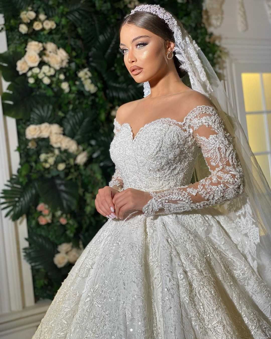 Elegante trouwjurken Appliques kanten bruidsjurken o nek lange mouw op maat gemaakte bruid jurk sweep trein vestidos de novia