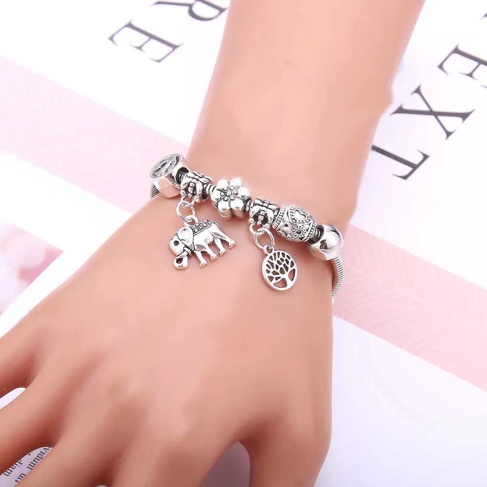 Bracelet Bracelet Bracelet Bijoux White Butterfly Crown Beads Bracelets Bracets Bracelets Fit Women Girl Friendship Gift 240423