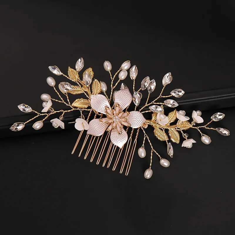 Wedding Hair Jewelry Bridal Wedding Pearl Flower Hairpin Side Comb Golden Leaf Shaped Alloy Tiaras Insert Jewelry Comb Hair Jewelry Bride Headwear d240425