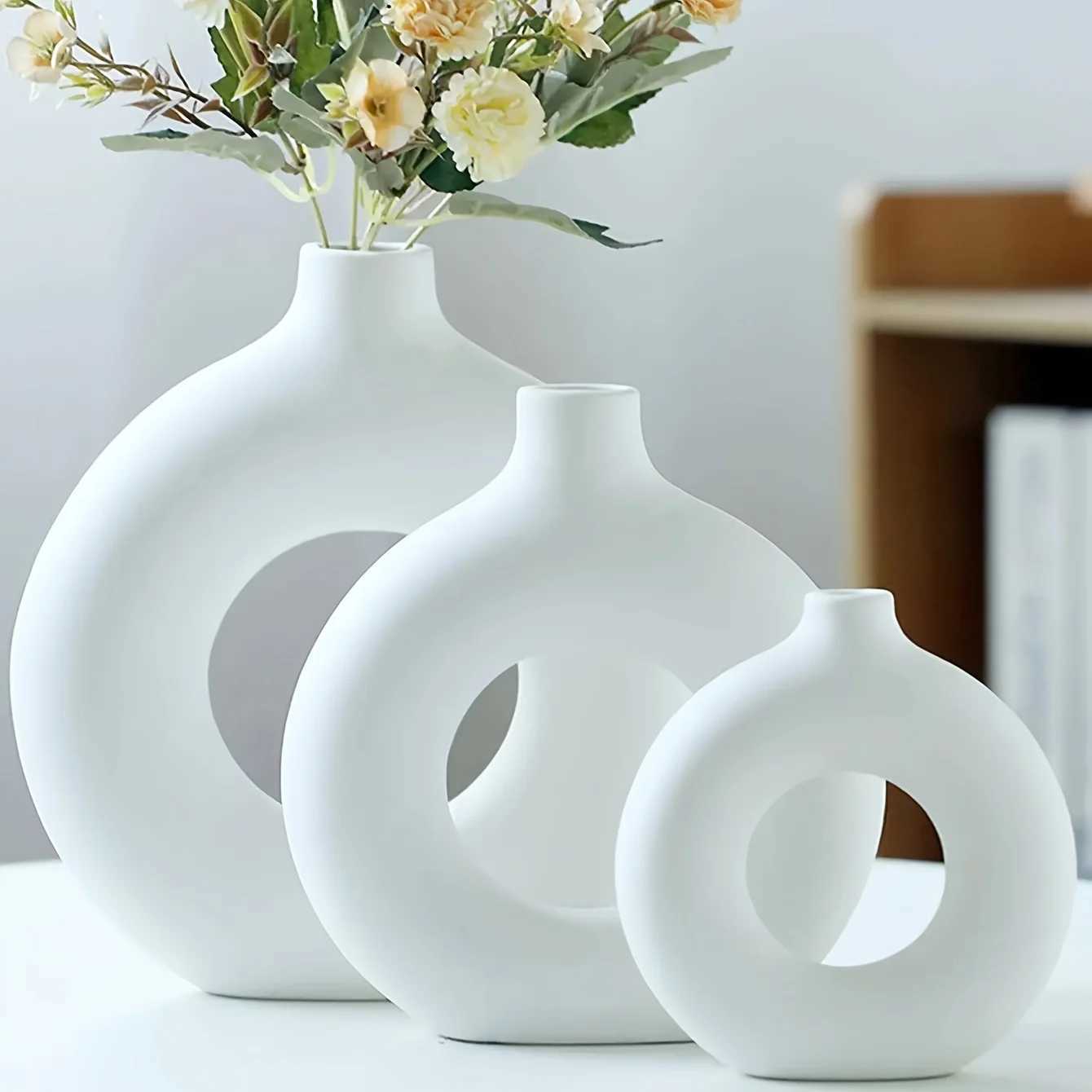 Wazony White/Beige Ceramic wazon do wystroju nowoczesne dekoracje domowe wazony boho wazony do dekoracji okrągłe wazon pączki vas