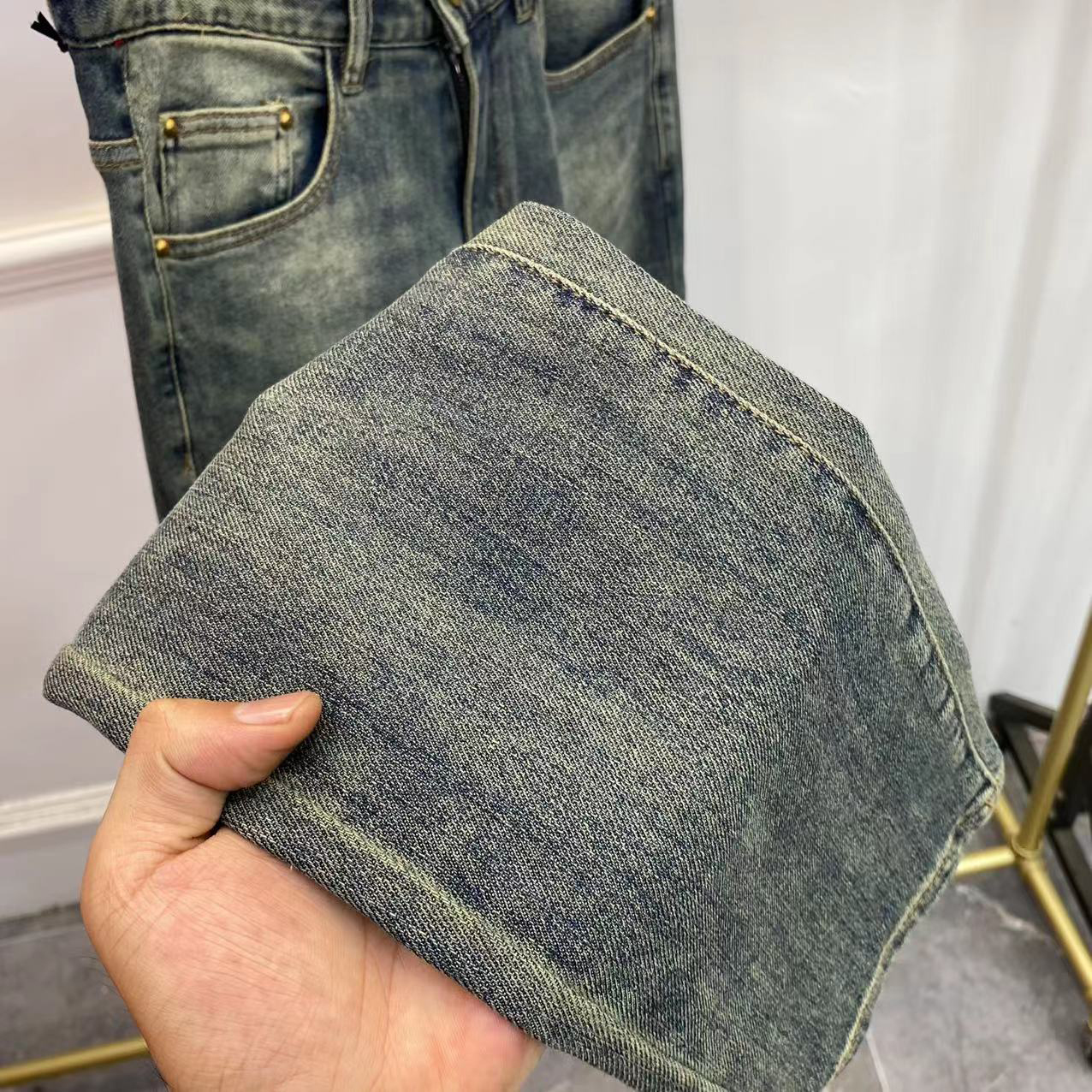 Mens Jeans Designer High midja Liten rak rör Slim Fit Elastic mångsidig vår sommar ungdomsklassiska blå modebyxor långa byxor