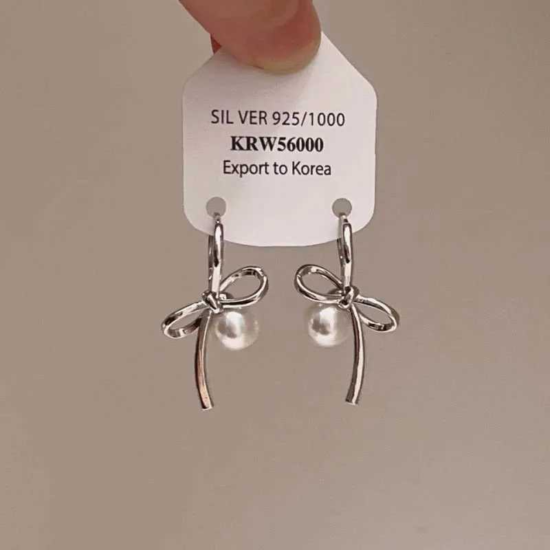 Dangle Chandelier Korean Silver Color Bow Pearl Pendant Earrings For Women Minimalist Metal Asymmetric Temperament Earrings Jewelry Valentine Gift