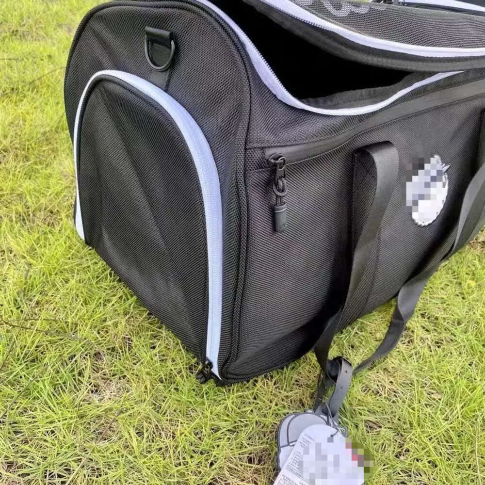 Malbons Torba golfowa 24ss Summer Nowa torba sportowa torba na ubrania golfowe Mężczyźni dla kobiet Wysokiej jakości przenośna torba podróżna na świeżym powietrzu 3096