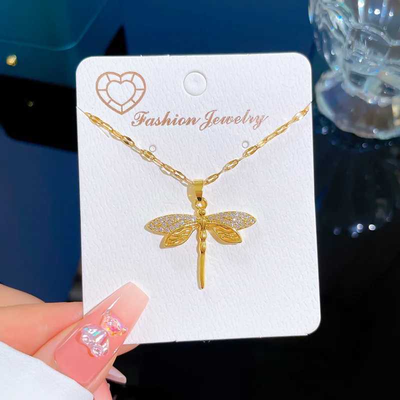 Pendant Necklaces Fashionable and Luxurious Personalized Dragonfly Stainless Steel Necklace Classic Personalized Versatile Clavicle Chain