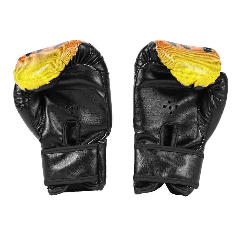 Équipement de protection Sports Protection des mains Flame Sponge imprimé Sparking Punching Gants Professional Breathable Childrens Training Gloves 240424