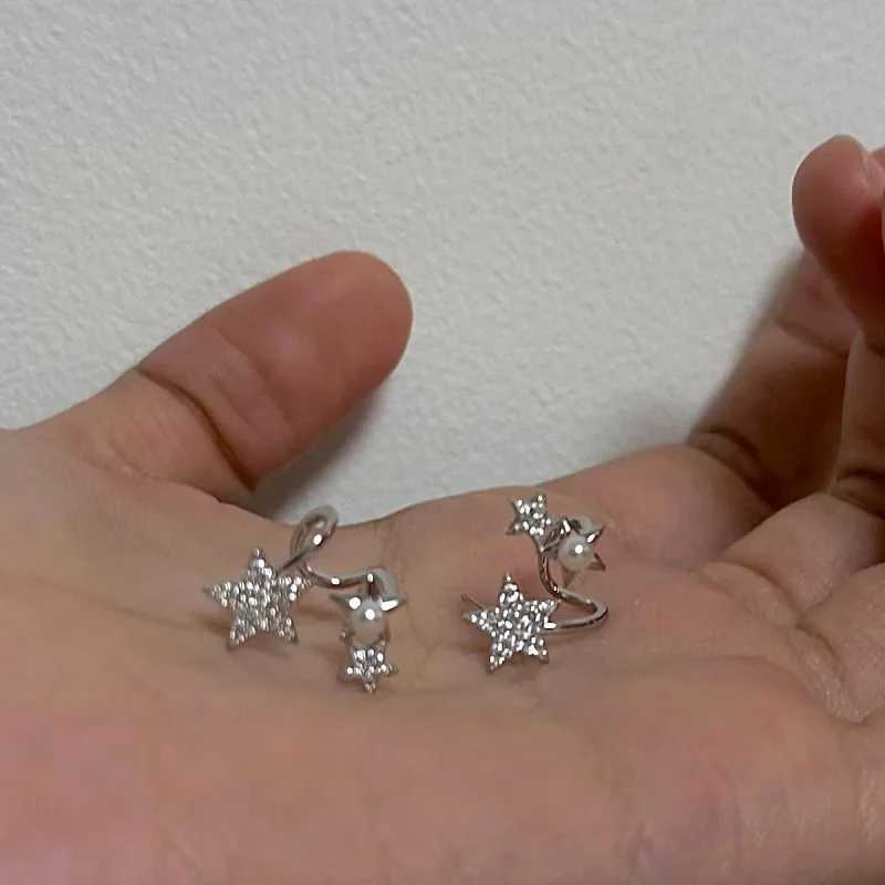 Dangle Kronleuchter neuer Mode niedliche Star Perlenstollen Ohrringe für Frauen Vintage Silber Farbe Zirkonkreuz Ohrringe Hochzeit Schmuck Accessoires