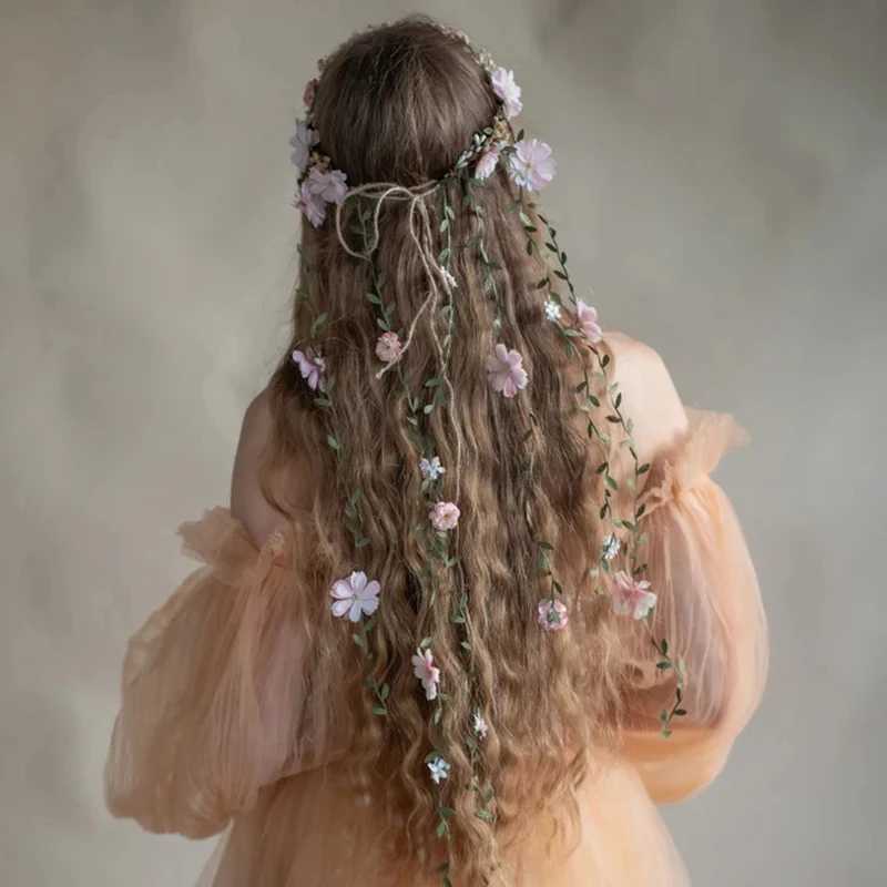 Wedding Hair Jewelry Bohemian Rattan Flower Vines Crown Headbeld For Bride Wedding Hair Akcesoria Dziewczyny Kwiatowy wieniec opaska Hairstyles D240425