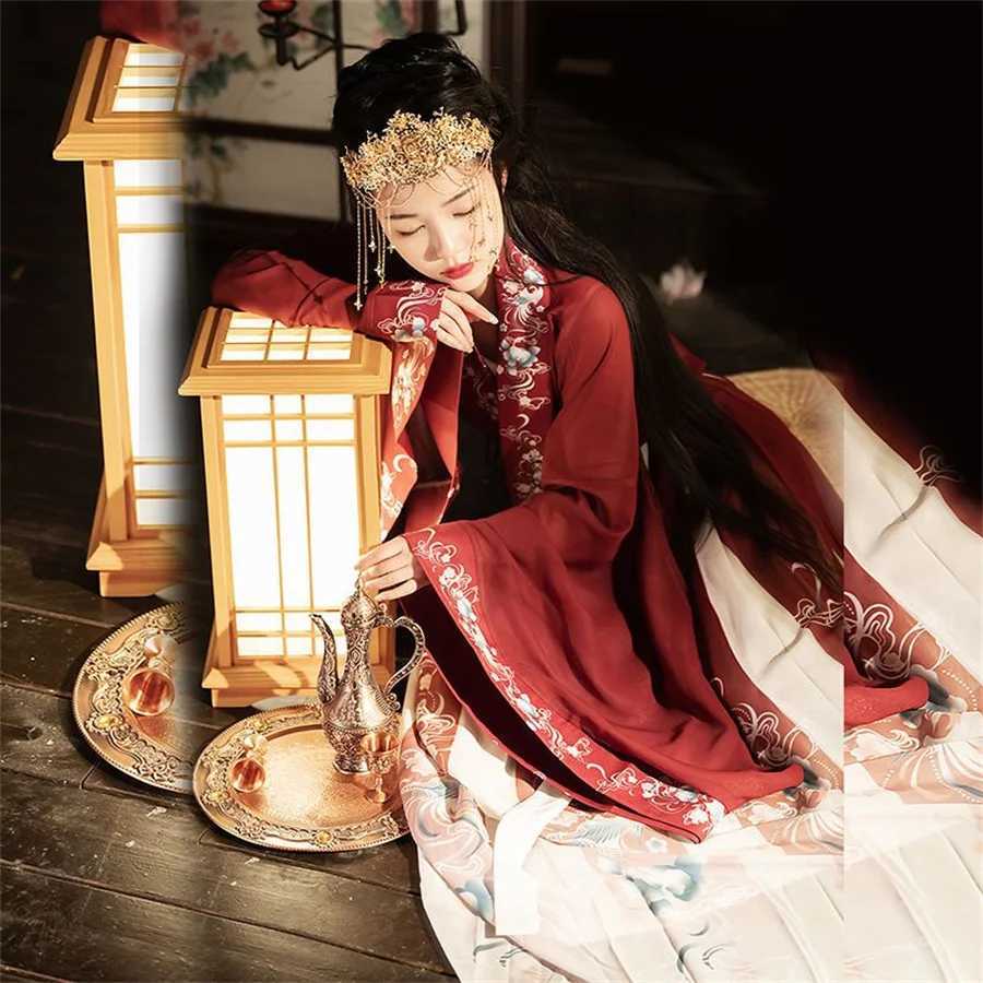 Abbigliamento da palcoscenico Hanfu Women Women Ancient Chinese tradizionale Hanfu Carnevale Princess Cosplay Costume Stage Hanfu Blue Red Dance Dress D240425