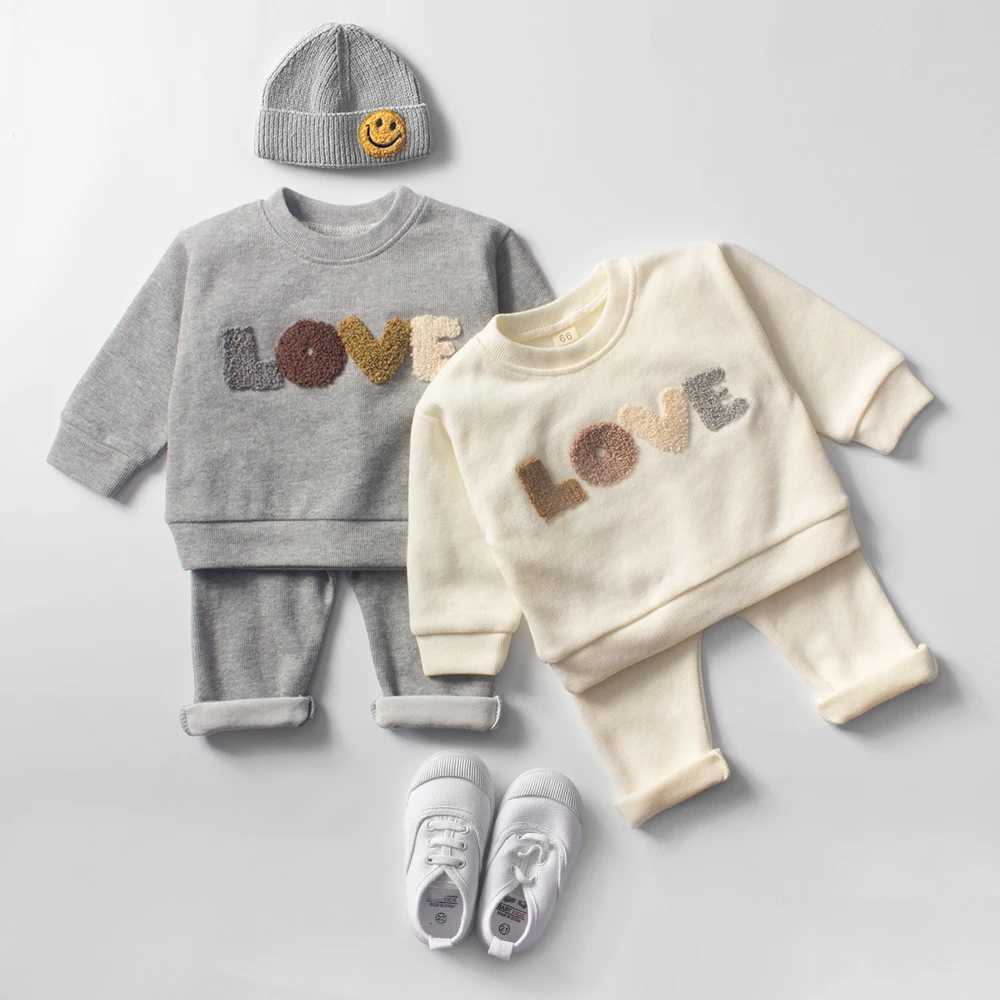 Ensembles de vêtements pour bébés ensembles de vêtements bébé printemps automne les enfants enfants sweat à sweat à sweat à sweat à sweat à sweat en coton + pantalon bébé vêtements Setl2404