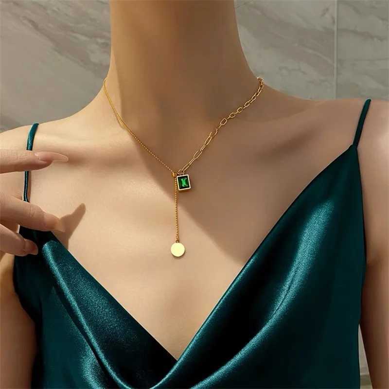 Anhänger Halsketten Frauen Modeeinkommen Vintage Quasten Emerald Block Anhänger Choker Girl Jubiläum Party Schmuckliebhaber Geburtstag Hochzeitsgeschenk