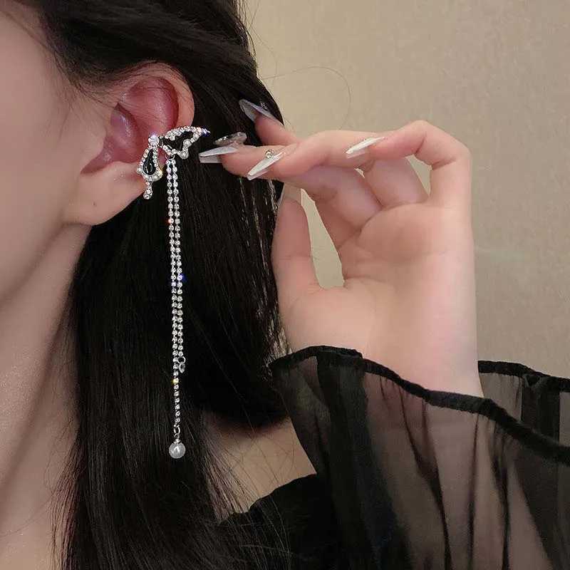 Charm Korean Black Liquid Futterfly Pearl Tassel Ear Cuff Female Fashion Silver Color No Piercing Long Chain Clip on Earring Smycken