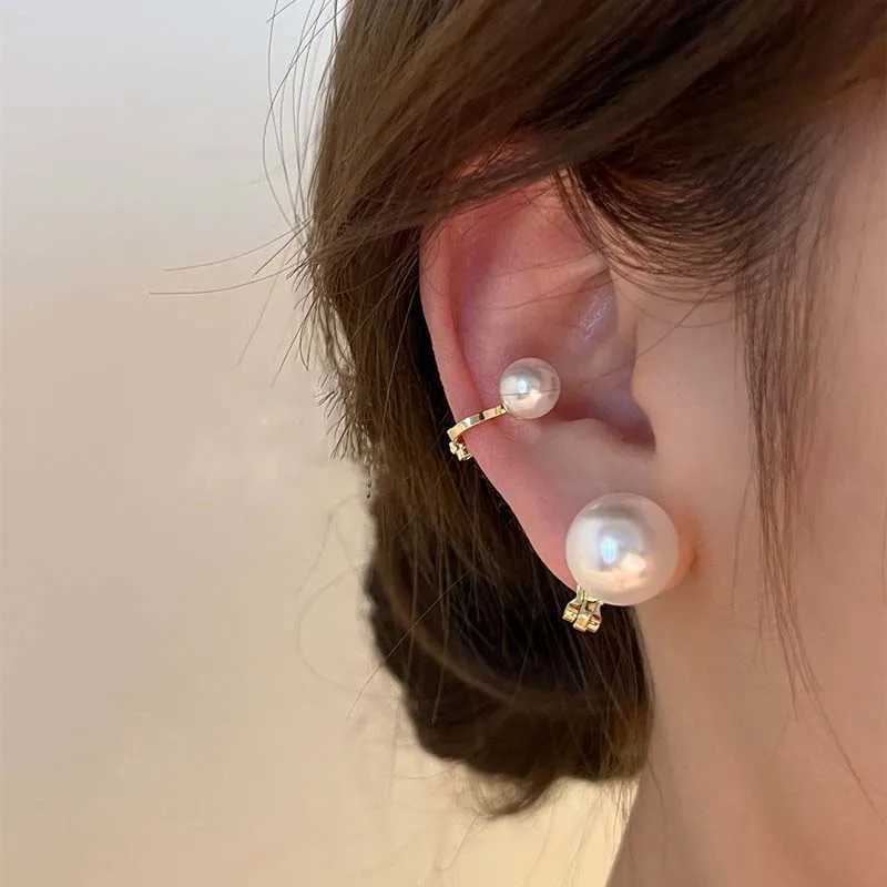 Charm Korean Gold Color Pearl Ear Clip for Women Vintage Elegant Geometric Circle Fake Piercing Ear Cuff on Earrings Jewelry Gift