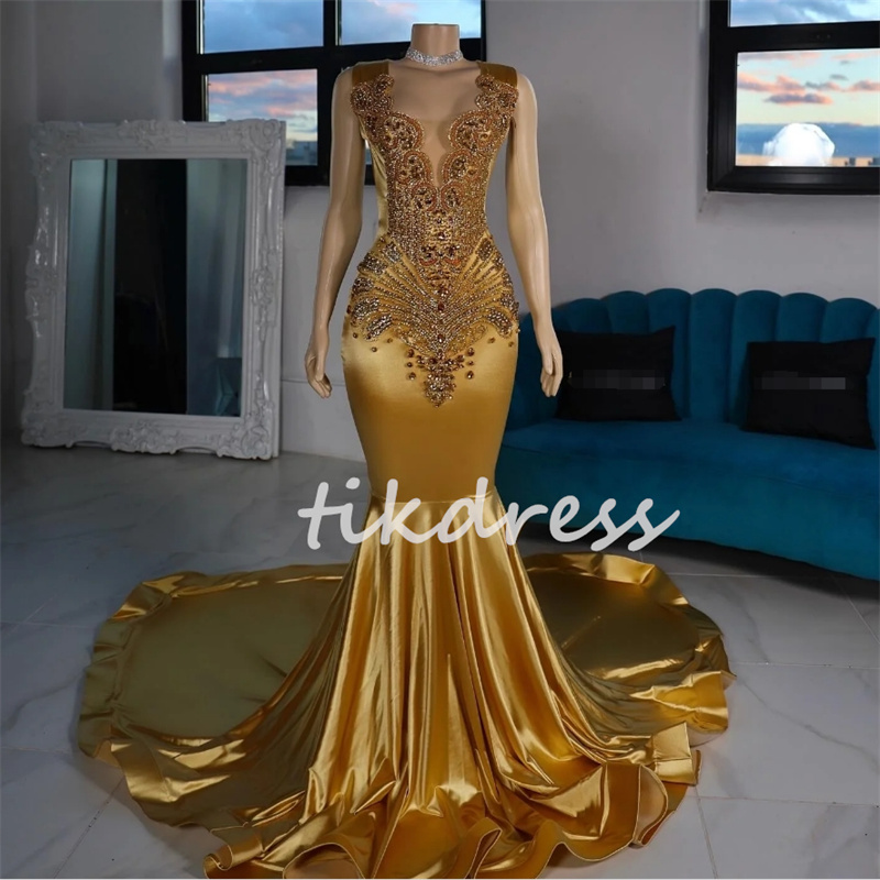 Chic Gold Mermaid Diamond Prom Dresses 2024 Silk Satin Black Girls Plus Size aftonklänning O Neck pärlor Baddies Aso Ebie Formell klänning Dance Second Party Vestios Gala