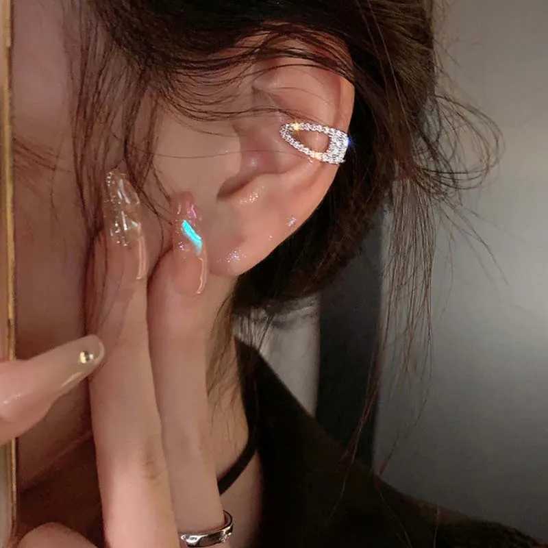 Charme Couleur coréenne Sliver Zircon Boucles d'oreilles en papier pour femmes sans percer faux cartilage aureau