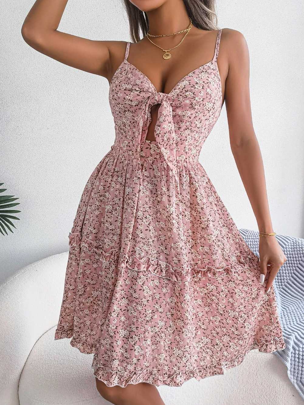 Robes décontractées de base Femme Summer Casual Floral Print Ruffles Chiffon A LINE Robe Beach Style Clothing 2023L2404