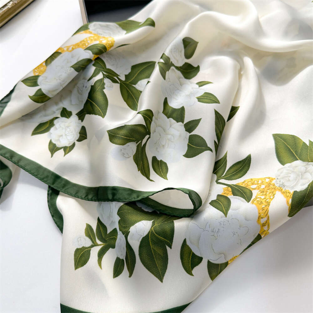 New scarfs shawls Gardenia Scarf with Simulated scarves silk 70 Printed Small Square Spring Autumn Women's Hair Binding and Decorative Headscarves