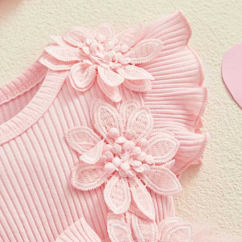 Robes de fille beqeuewll bébé fille 2 pièces tenues en dentelle en dentelle robe roberie à volants et bandeau de mode mignon vêtements d'été de mode d240425