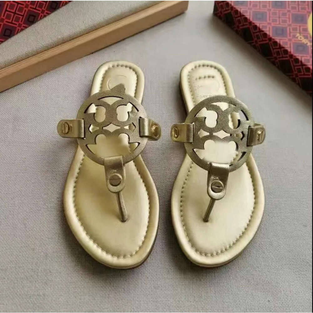 Лучшие дизайнерские дизайнерские тапочки Sandal Miller Torybutch Sandal Womens Summer Fashion Flat Sandal Factor