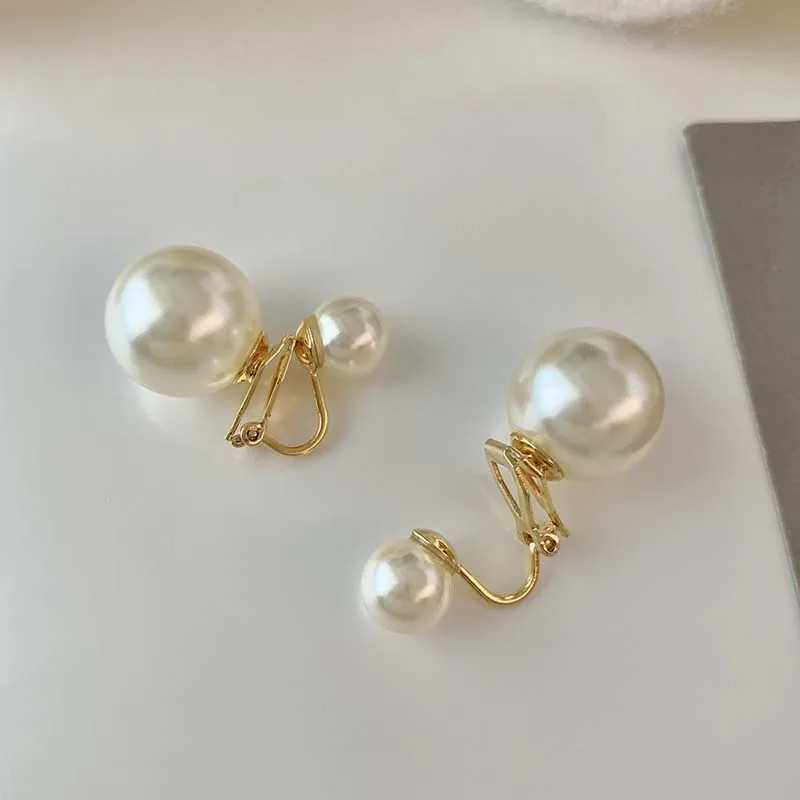 Charm Korean Gold Color Pearl Ear Clip for Women Vintage Elegant Geometric Circle Fake Piercing Ear Cuff on Earrings Jewelry Gift